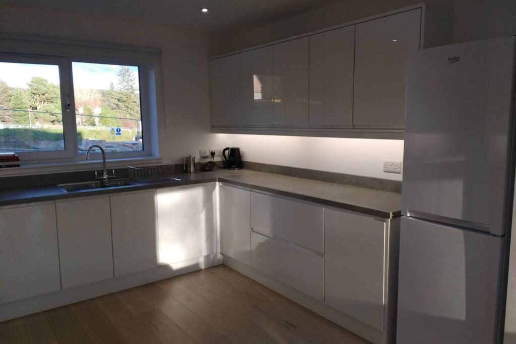 Вилла Asgard House - Modern Cosy House In The Cairngorms Grantown-on-Spey Экстерьер фото