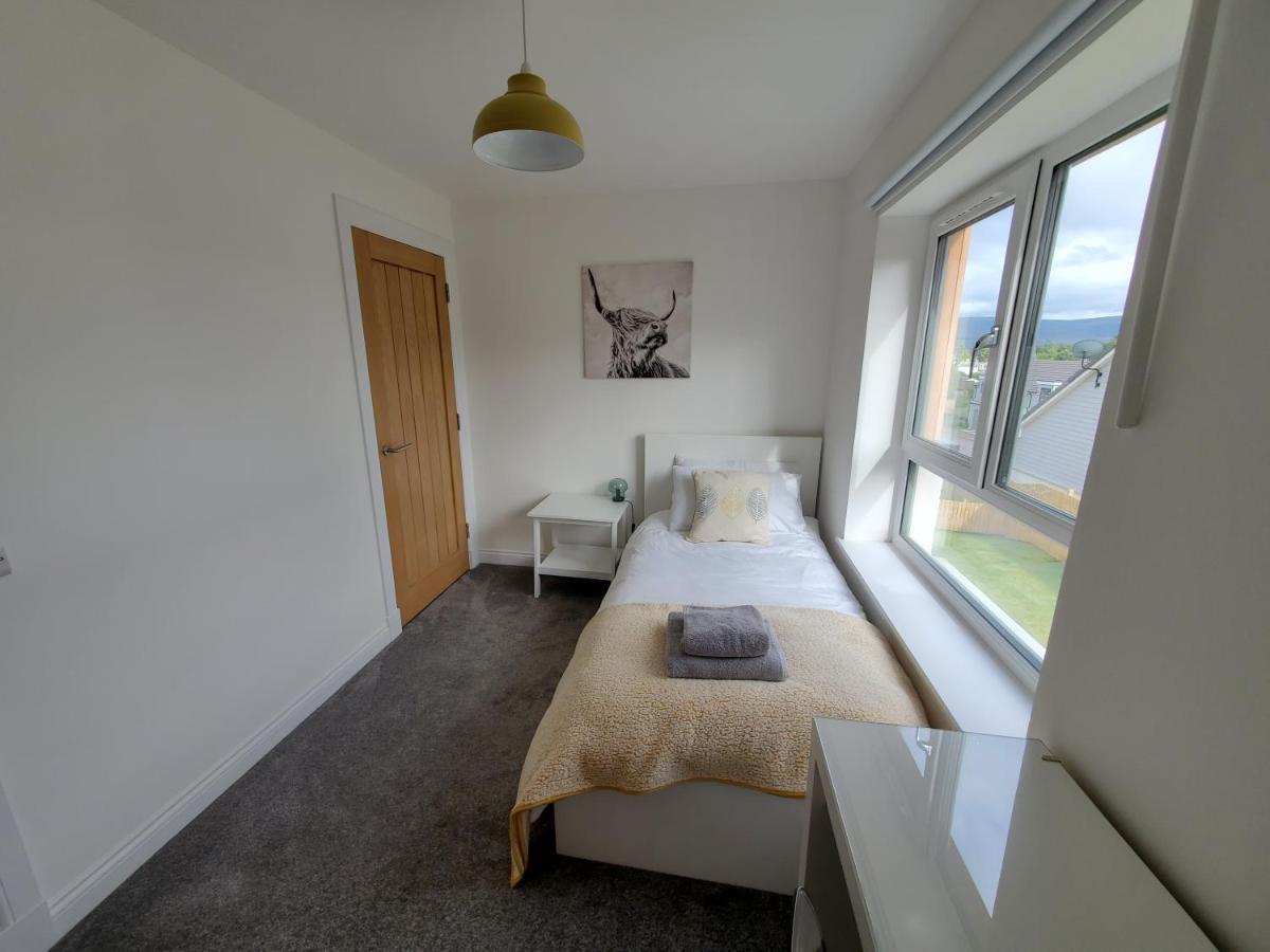 Вилла Asgard House - Modern Cosy House In The Cairngorms Grantown-on-Spey Экстерьер фото